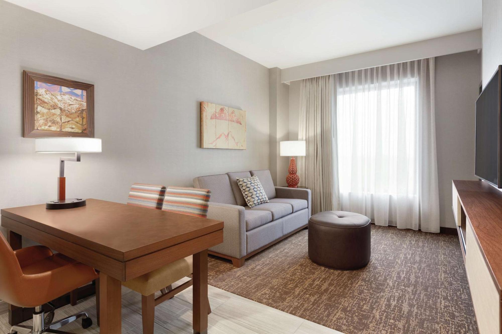 เอ็มบาสซี สวีท บาย ฮิลตัน จอร์แดน ซอลต์เลค ซีตี Hotel เซาธ์จอร์แดน ภายนอก รูปภาพ
