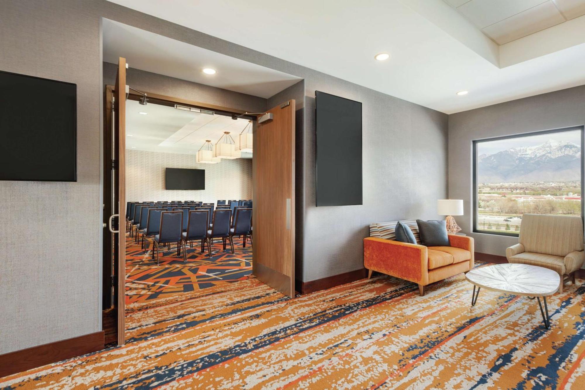 เอ็มบาสซี สวีท บาย ฮิลตัน จอร์แดน ซอลต์เลค ซีตี Hotel เซาธ์จอร์แดน ภายนอก รูปภาพ
